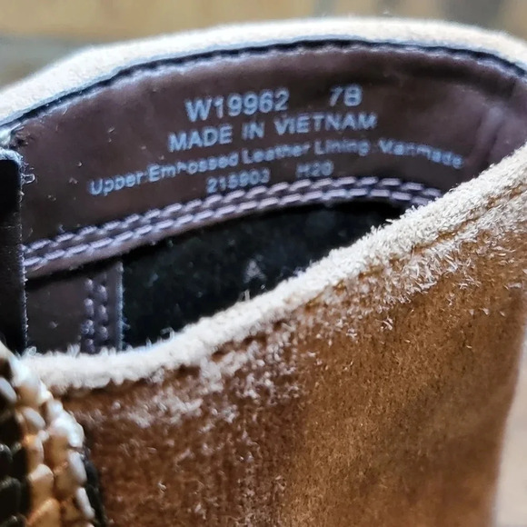 Cole Haan Grand Series Beige Suede & Snakeskin | Leather | 2 inch Heel Wms 7B - Picture 10 of 11